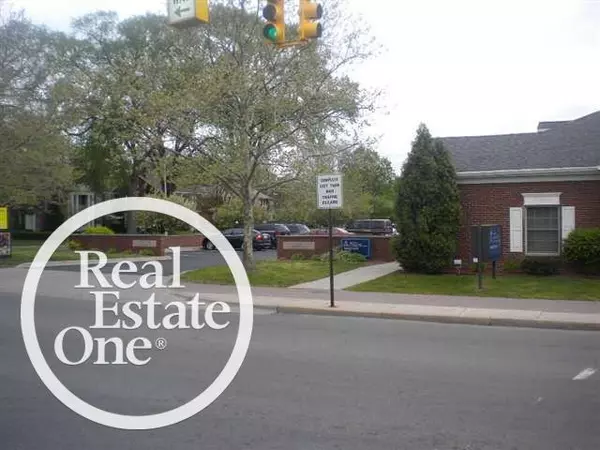 Grosse Pointe Park, MI 48230,15050 E Jefferson Suite 102 Avenue