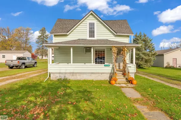 726 Turrill Avenue, Lapeer, MI 48446