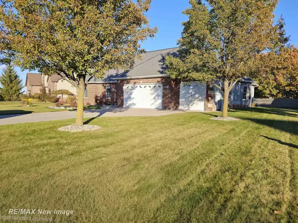 Saginaw, MI 48603,4374 Island Drive