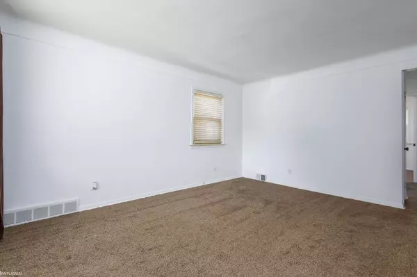 Saint Clair Shores, MI 48081,20929 Yale Street