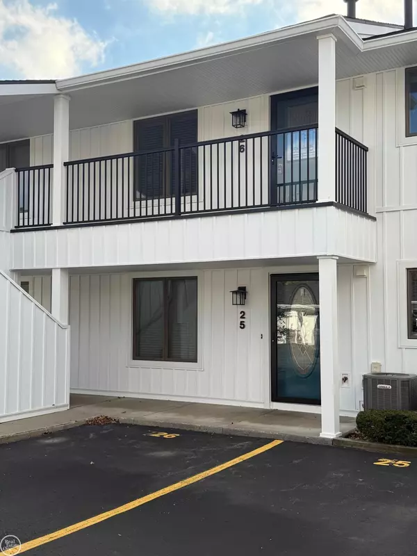 5747 Main Street, Lexington, MI 48450