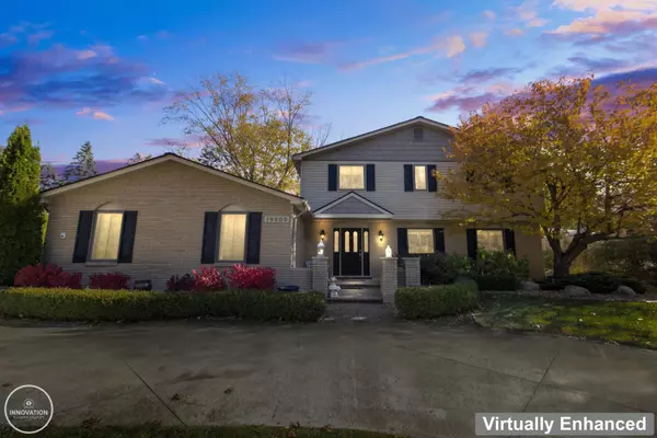 Clinton Twp, MI 48036,19909 White Oaks Drive