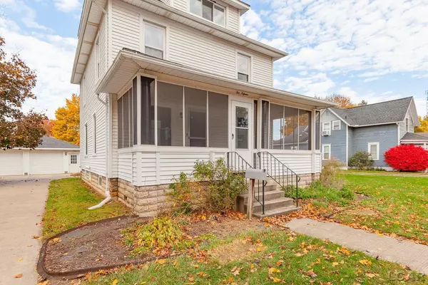 Blissfield, MI 49228,215 White Street