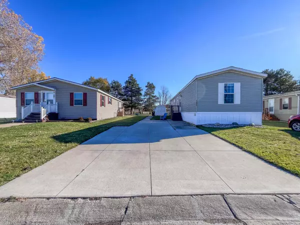 Macomb, MI 48044,44604 Bonaparte Drive