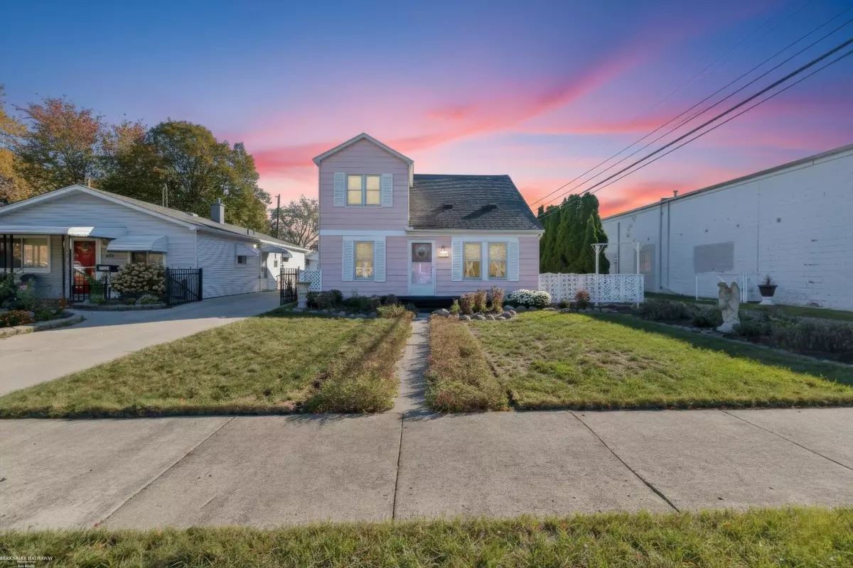 Madison Heights, MI 48071,27024 Nanton Street