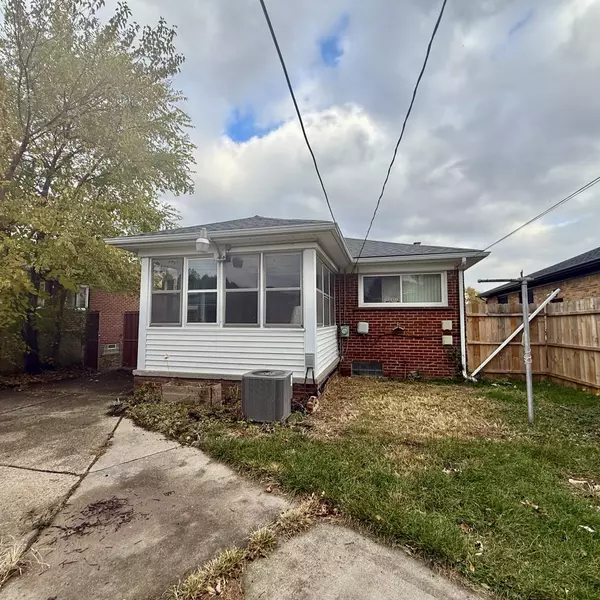 20009 LESURE Street, Detroit, MI 48235