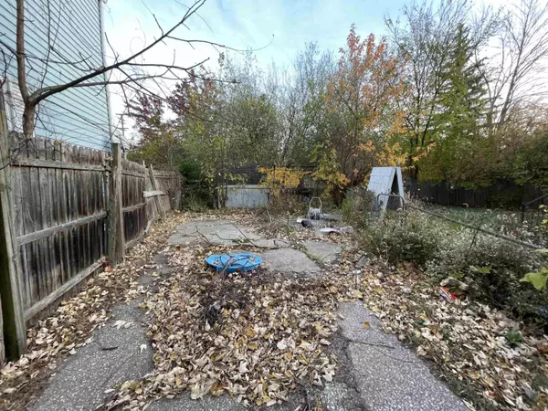 Saginaw, MI 48602,1208 S Michigan Avenue