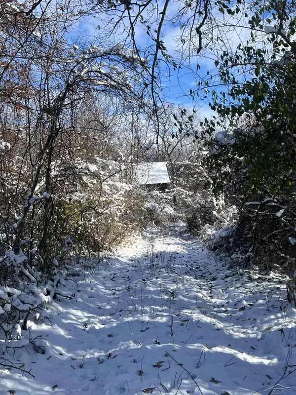 14389 East Road, Montrose, MI 48457