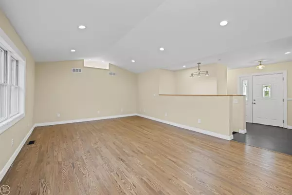 Metamora, MI 48455,300 Parkwood Drive