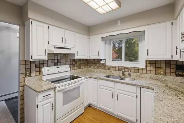 Saginaw, MI 48603,5670 Tamarix Lane