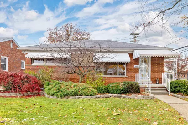 Saint Clair Shores, MI 48080,20017 California Street