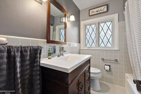 Grosse Pointe Woods, MI 48236,20040 Baltree Street