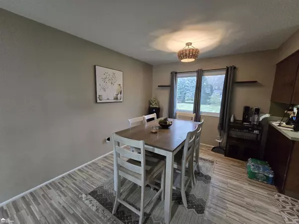 Flint, MI 48507,3139 Red Barn Road