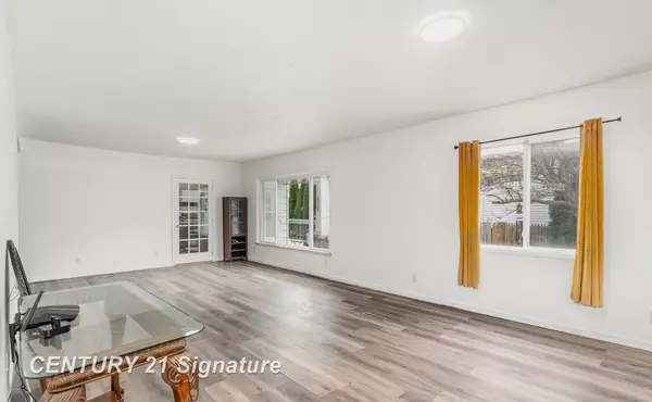 Bay City, MI 48706,1507 S Van Buren Street