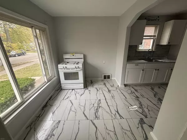 Detroit, MI 48228,7795 Heyden Street