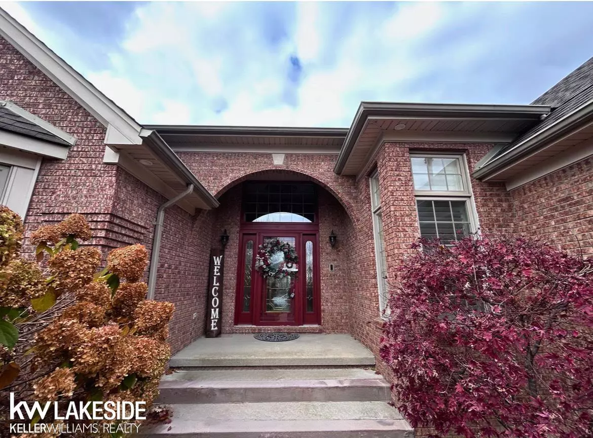 Macomb, MI 48042,51861 Blue Spruce Drive