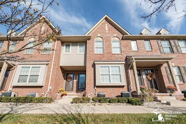 13109 Woodridge Circle, Plymouth, MI 48170