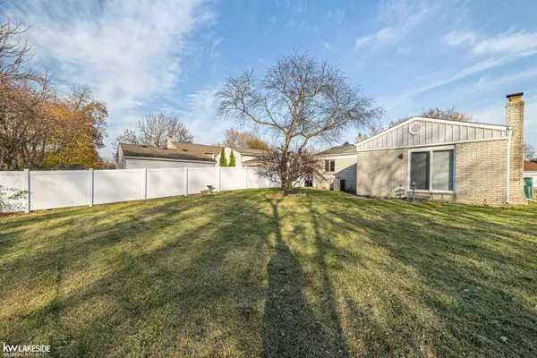 Troy, MI 48083,3043 Heritage Drive