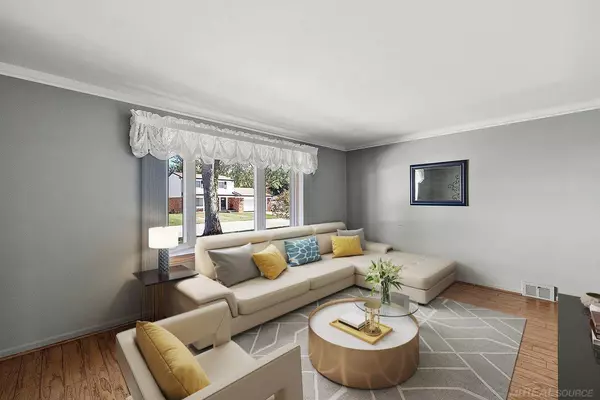 Mount Clemens, MI 48043,1050 Roslyn Road