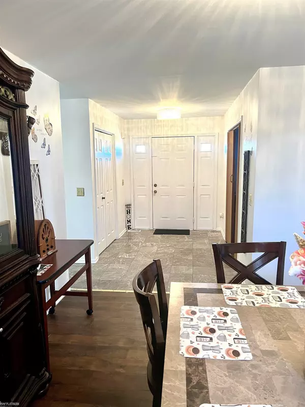 Farmington Hills, MI 48334,26528 FARMINGTON Dr Avenue