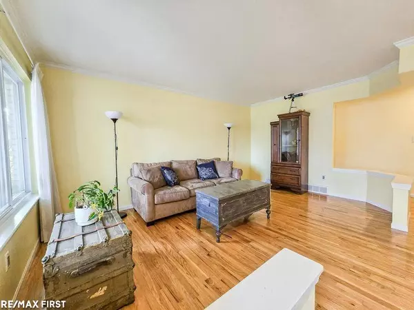 Sterling Heights, MI 48310,33199 Twickingham Drive