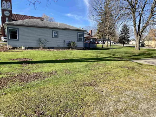 Capac, MI 48014,203 E Kempf Court