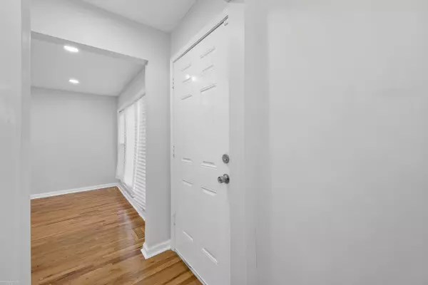 Detroit, MI 48235,19303 Hubbell St Street