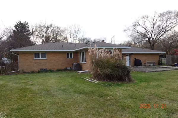 MI 48225,19941 HUNTINGTON Avenue