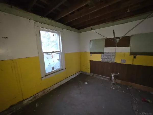 Kalamazoo, MI 49001,1412 E Alcott Street