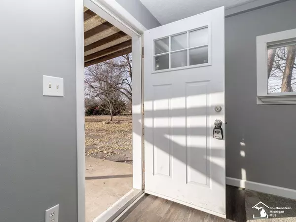 Carleton, MI 48117,155 Virginia Street