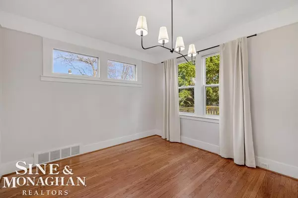 Grosse Pointe Park, MI 48230,1332 Wayburn Street