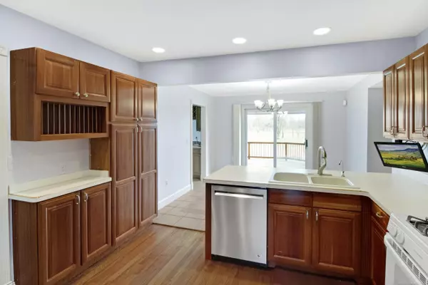 Macomb, MI 48042,50496 N North Avenue