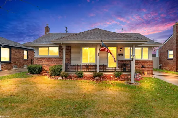 28611 Fountain Street, Roseville, MI 48066