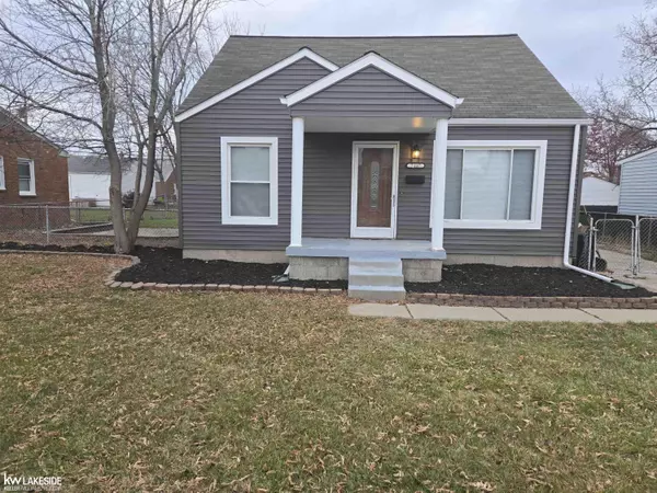 Center Line, MI 48015,7337 Dale Street