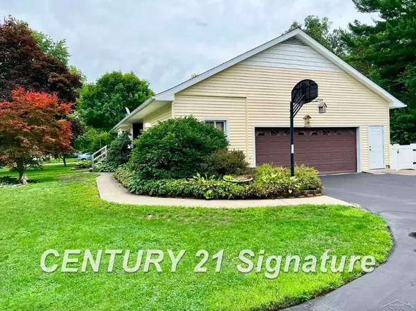 Saginaw, MI 48601,3280 Dixie Court