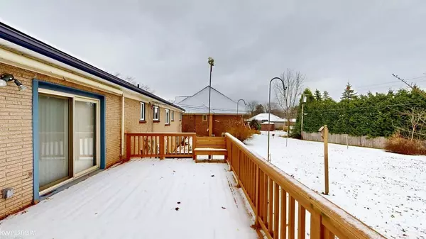 Clinton Twp, MI 48036,38024 N Bonkay Drive