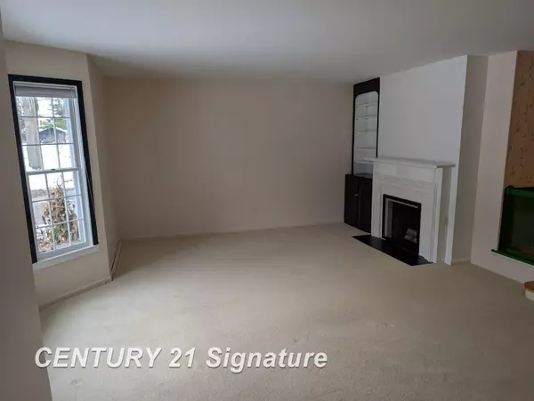 Saginaw, MI 48638,8 Iota Place