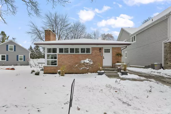 2051 Avondale Street, MI 48320