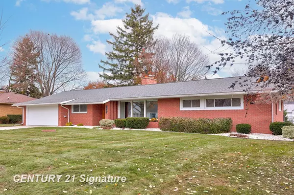 1654 Lathrup Avenue, Saginaw, MI 48638