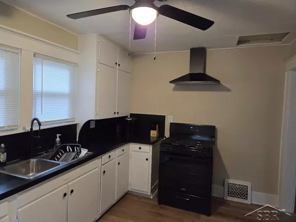 Saginaw, MI 48602,1917 Court Street