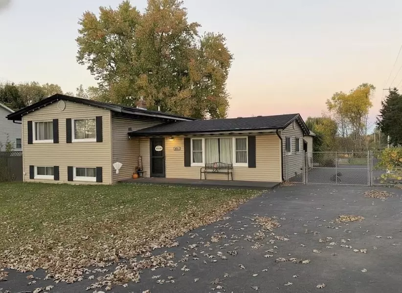 5016 Deland Road, Flushing, MI 48433