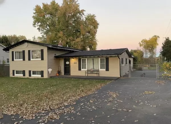 5016 Deland Road, Flushing, MI 48433