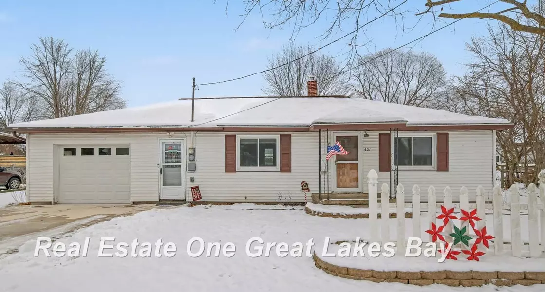 421 S Parsons Street, Merrill, MI 48637