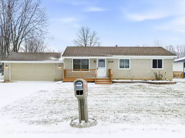 New Baltimore, MI 48047,32065 Lakepoint Street