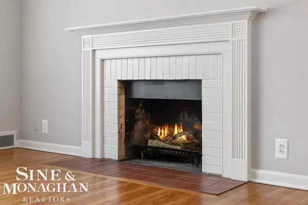 Grosse Pointe Park, MI 48230,835 Harcourt Road