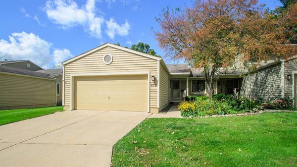 677 Woodcreek Circle, Saline, MI 48176