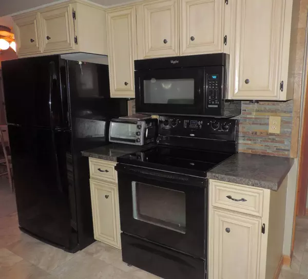 Dexter, MI 48130,1021 N Parker Road