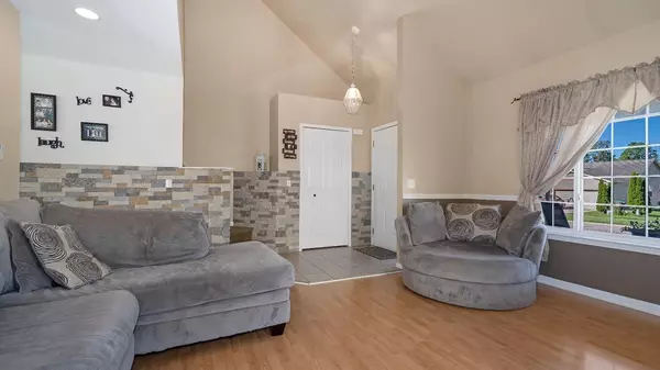 Milan, MI 48160,845 Barn Swallow