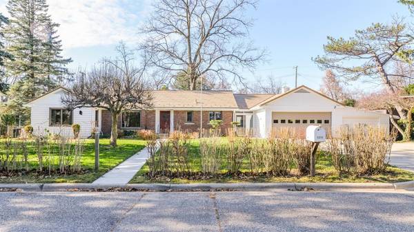 1211 Minglewood Way, Ann Arbor, MI 48103