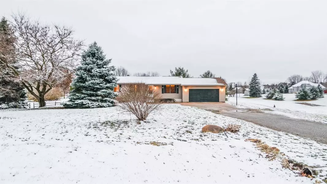 11457 Whitaker Road, Fenton, MI 48430